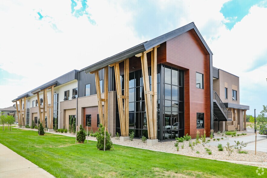 More Photos Of 5451 E Harmony Rd, Timnath General Retail For Sale