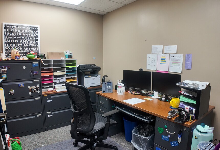 More Photos Of 630 S Minnesota Ave, Sioux Falls Office For Sale