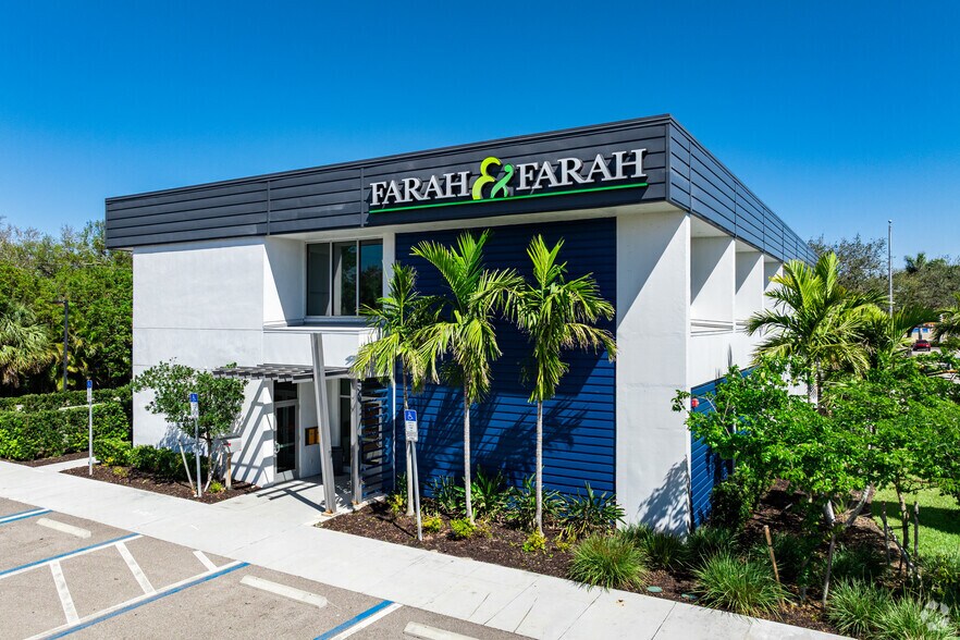 More Photos Of 7130 College Pky, Fort Myers Office For Lease