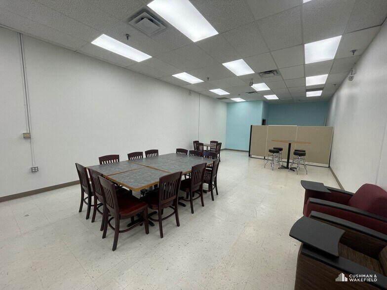 More Photos Of 1606 S Lemay Ave, Fort Collins Storefront Retail Office For Sale
