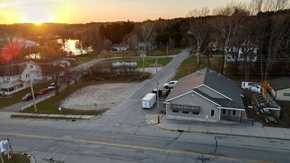 More Photos Of N4363 HWY 49, Poy Sippi Restaurant For Sale