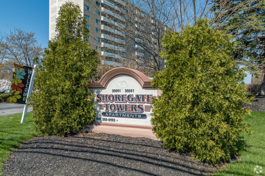 More Photos Of 30901 Lake Shore Blvd, Willowick Multifamily For Sale