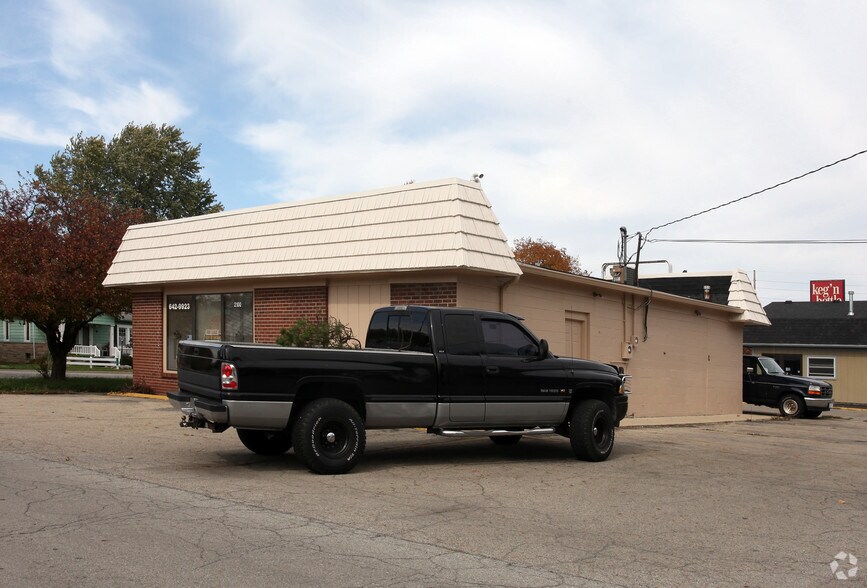 More Photos Of 2100 Broadway, Anderson Storefront For Sale