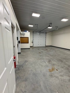 More Photos Of 3137 N Westbury Village Dr, Bloomington Warehouse For Lease