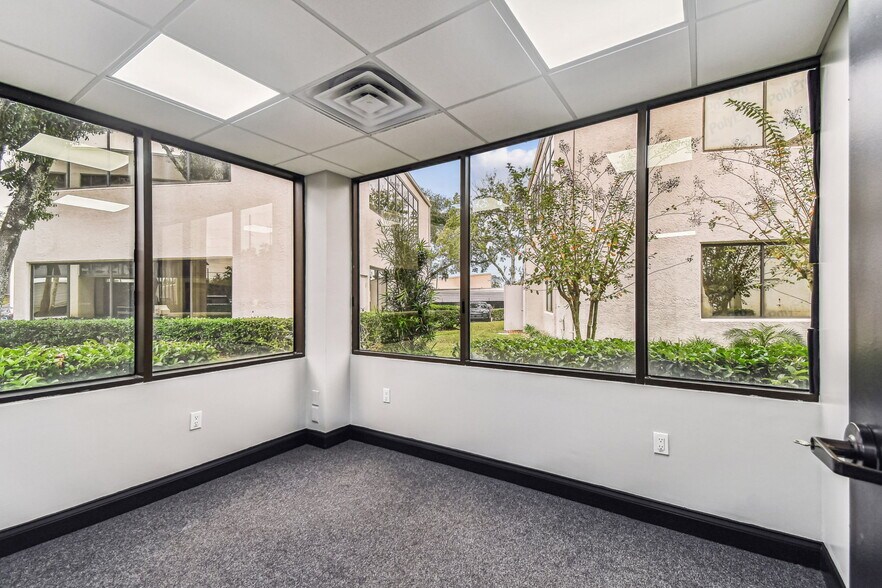 More Photos Of 3804 Gunn Hwy, Tampa Medical For Lease