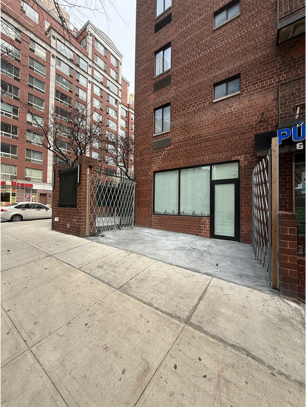 Primary Photo Of 342-350 Ninth Ave, New York Multifamily For Sale