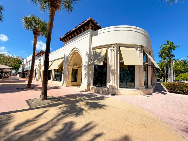 Primary Photo Of 919-939 Lincoln Rd, Miami Beach, Miami Beach Storefront For Lease