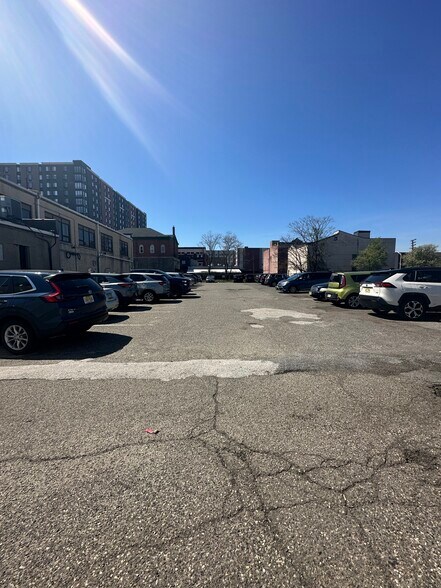 More Photos Of 191-193 Main St, Hackensack Storefront Retail Office For Lease