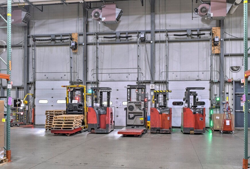 More Photos Of 10 Bowman Dr, Keene Warehouse For Sale