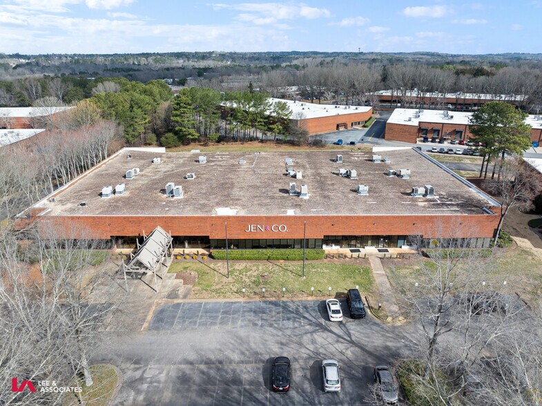 More Photos Of 4830 River Green Pky, Duluth Warehouse For Lease