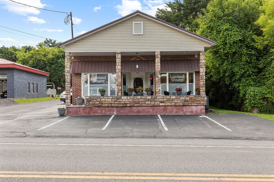 Primary Photo Of 877 State Fair Blvd, Solvay Storefront For Sale