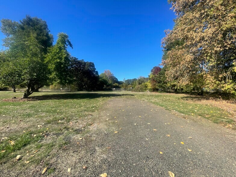More Photos Of 200 N Gun Club Rd, Independence Land For Sale