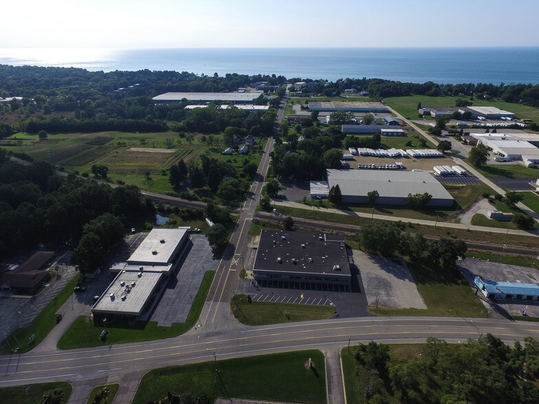 More Photos Of 2520-2538 S Cleveland Ave, Saint Joseph Light Manufacturing For Lease