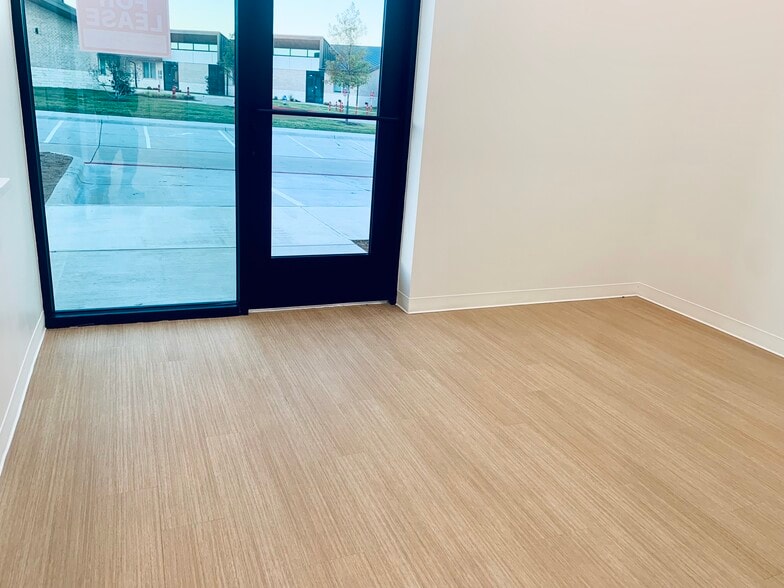 More Photos Of 1400 N Coit Rd, McKinney Medical For Lease