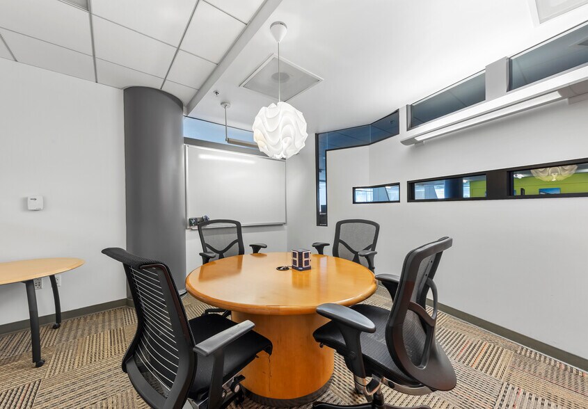 More Photos Of 1450 Veterans Blvd, Redwood City Office For Lease