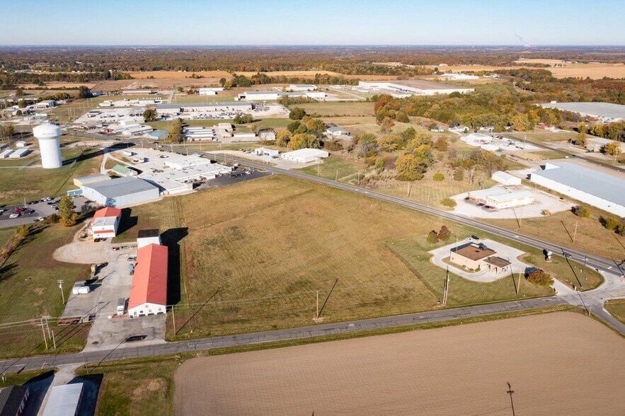 More Photos Of Highway 24 & Robertson Road, Moberly Land For Sale