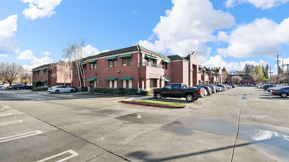 More Photos Of 3031 W March Ln, Stockton Medical For Lease