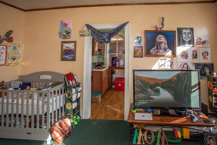 More Photos Of 15 E Hill Rd, Covington Apartments For Sale