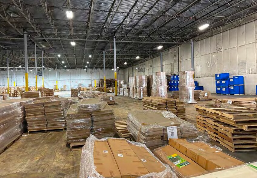 More Photos Of 4000-4024 Precision Dr, Cincinnati Manufacturing For Sale