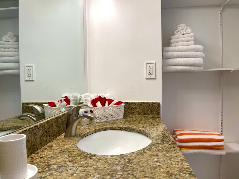 More Photos Of 19370 Collins Ave, Sunny Isles Beach Apartments For Sale