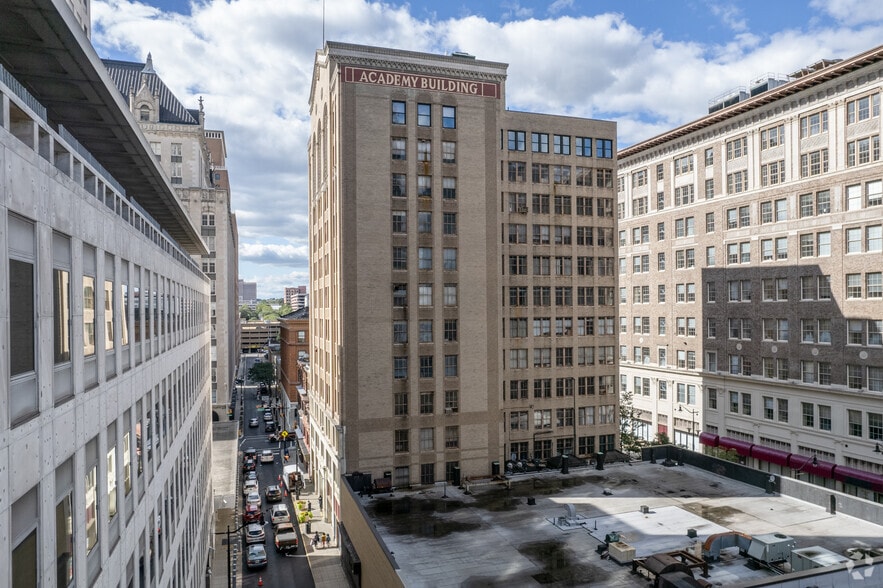 More Photos Of 17 Academy St, Newark Office For Lease