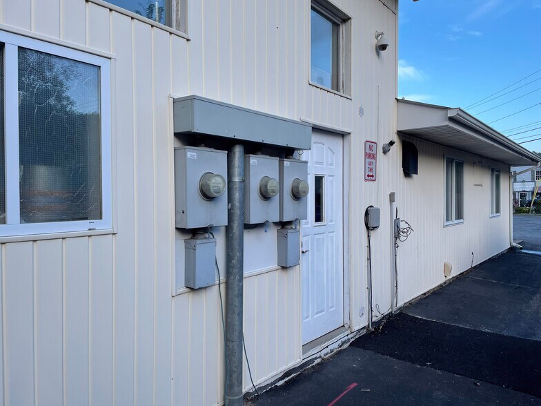 More Photos Of 7174 Route 209, Wawarsing Storefront For Sale