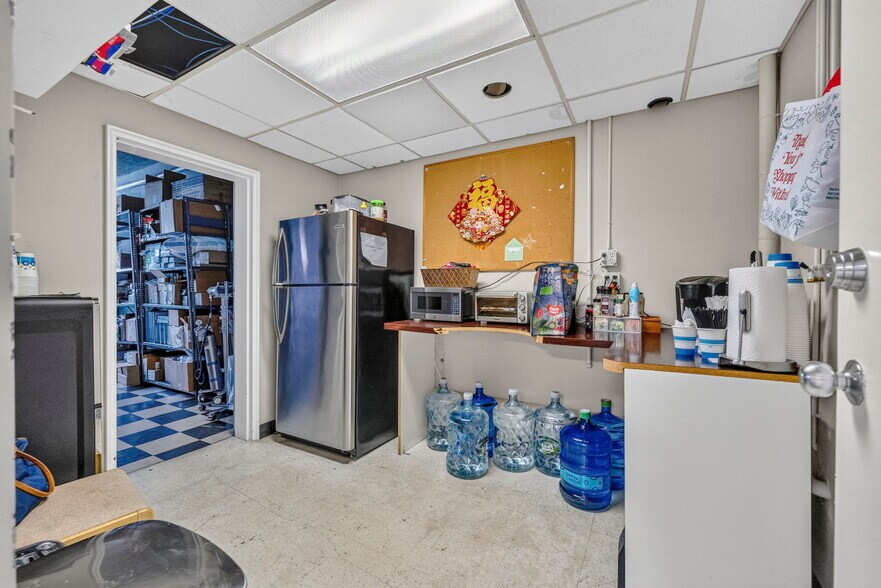 More Photos Of 89 Valley Rd, Montclair Medical For Sale