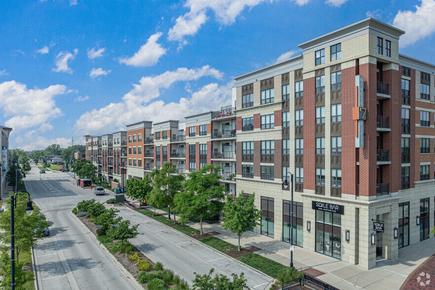 Primary Photo Of 9750 Crescent Park Cir, Orland Park Apartments For Lease