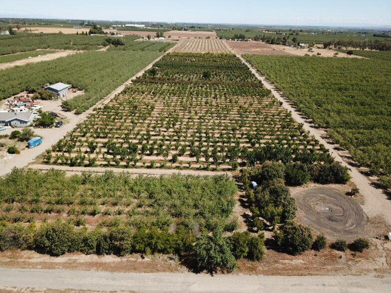 Primary Photo Of Wisconsin Ave, Arbuckle Land For Sale