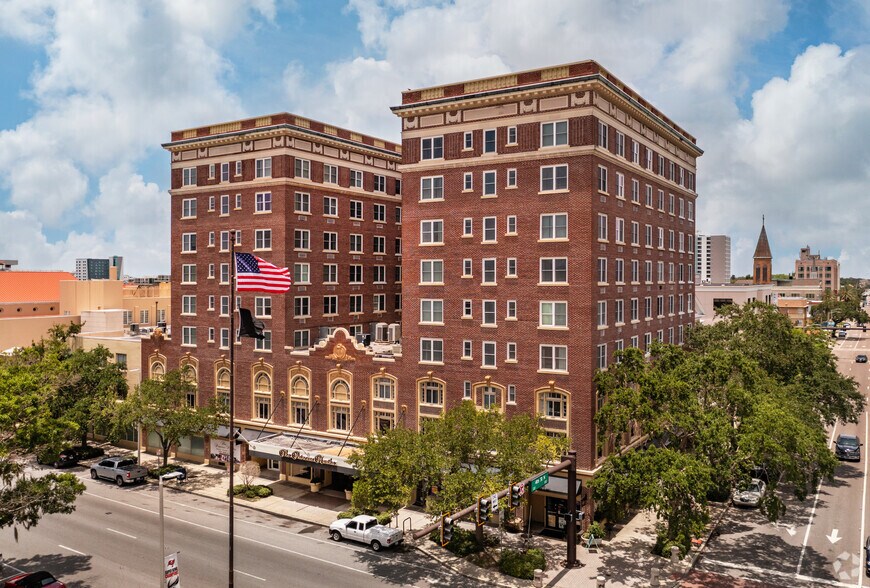 Primary Photo Of 411-415 1st Ave N, Saint Petersburg Apartments For Lease