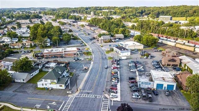 More Photos Of 560 Albany Ave, Kingston Auto Repair For Lease