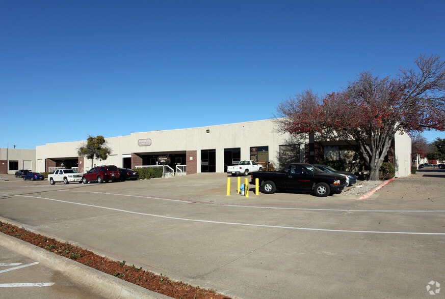 Primary Photo Of 1111 Jupiter Rd, Plano Warehouse For Lease