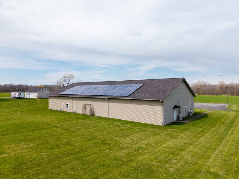 More Photos Of 4647 Reservoir Rd, Geneseo Flex For Sale
