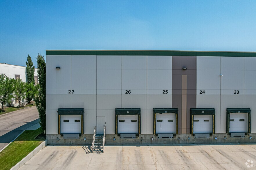 More Photos Of 11504-11554 186th St NW, Edmonton Manufacturing For Lease