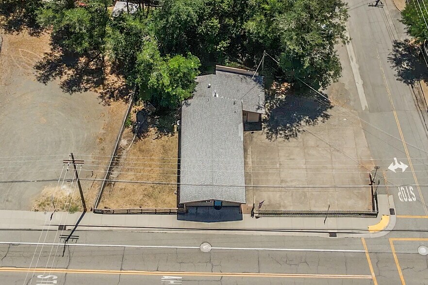 More Photos Of 30890 CA-3, Weaverville Office For Sale