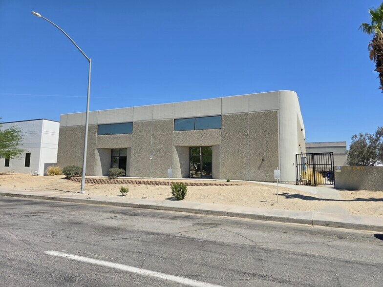 More Photos Of 31248 Dunham Way, Thousand Palms Warehouse For Sale