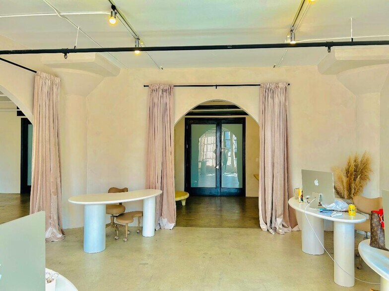 More Photos Of 120 E 8th St, Los Angeles Loft Creative Space For Lease