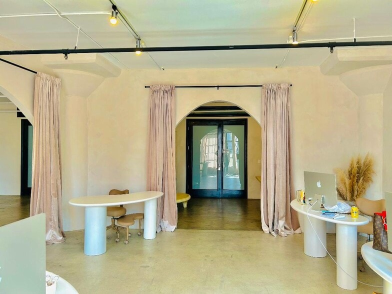 More Photos Of 120 E 8th St, Los Angeles Loft Creative Space For Lease