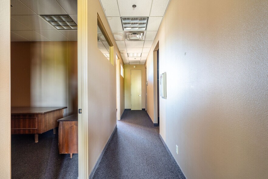 More Photos Of 47050 Washington St, La Quinta Medical For Lease