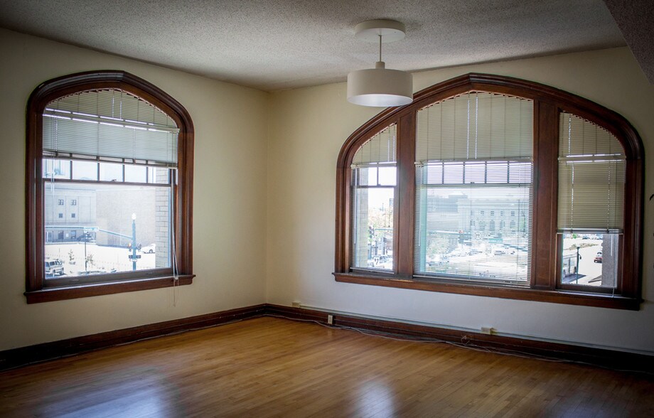 More Photos Of 130 E Kiowa St, Colorado Springs Apartments For Lease