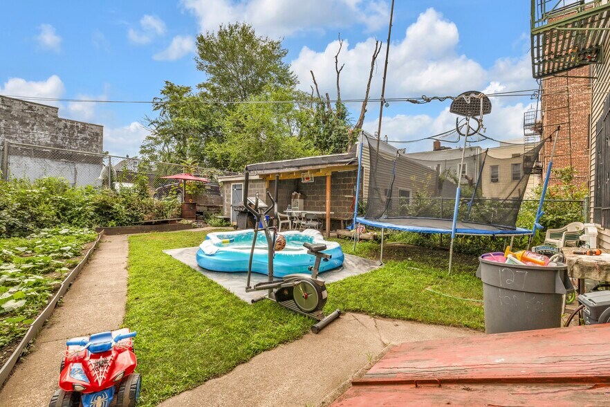 More Photos Of 127 Parker Ave, Passaic Multifamily For Sale