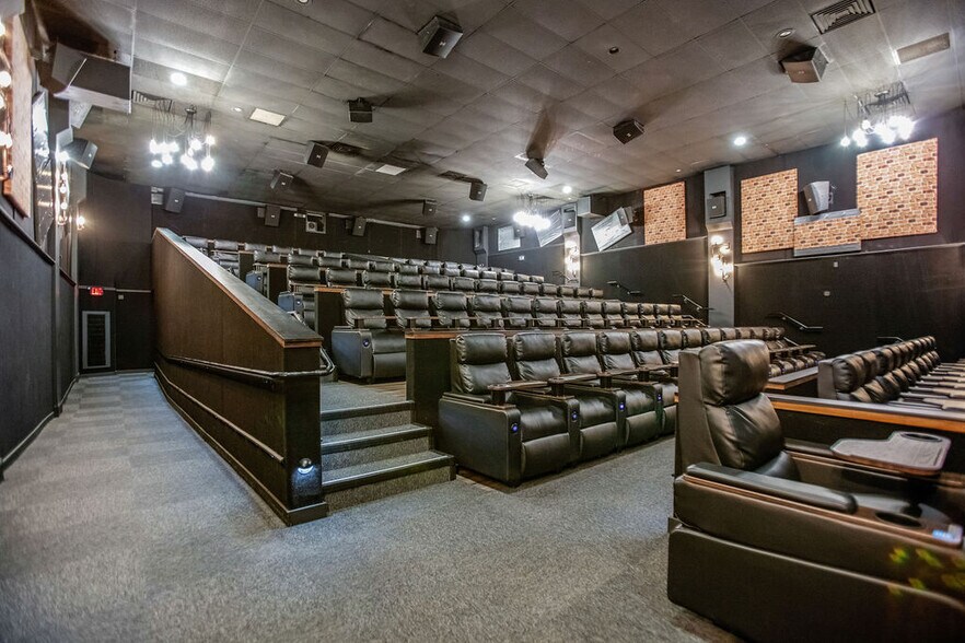 More Photos Of 4000 Fort Campbell Blvd, Hopkinsville Movie Theatre For Sale