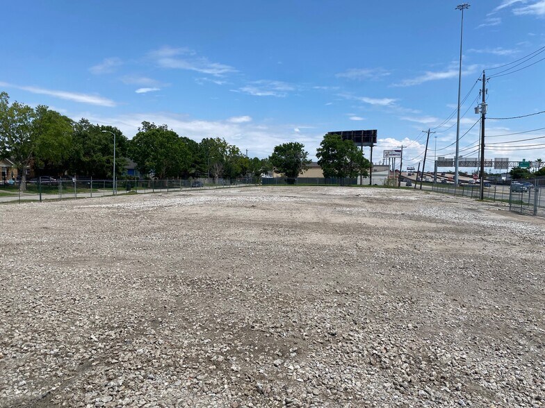 More Photos Of 4727 Gulf Fwy, Houston Land For Lease