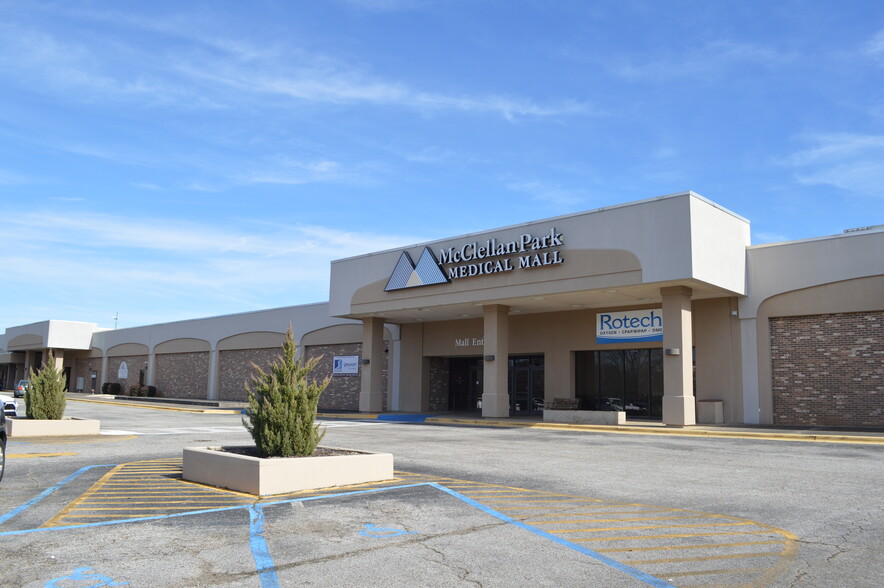 Primary Photo Of 171 Town Center Dr, Anniston Medical For Sale