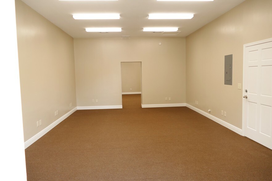 More Photos Of 625 E Main St, El Dorado Office Residential For Sale