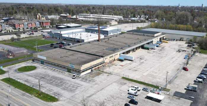 Primary Photo Of 830 N Westwood Ave, Toledo Distribution For Lease