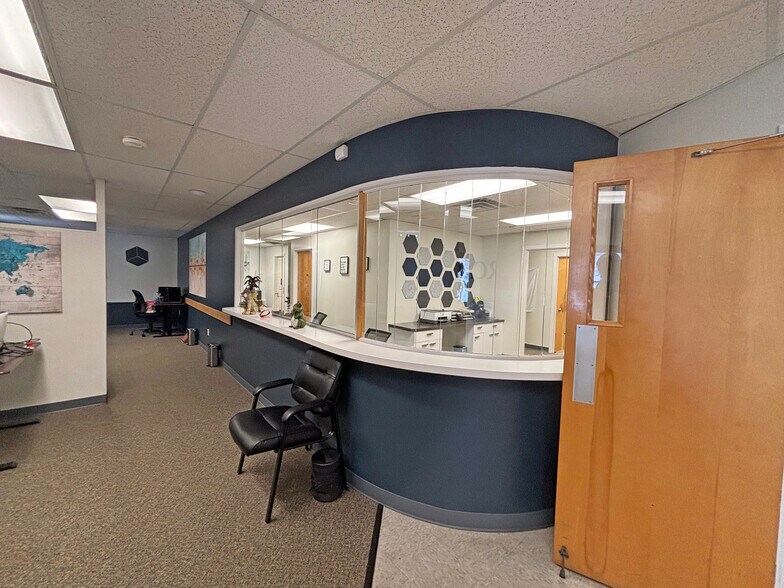 More Photos Of 161-163 Rochester Hill Rd, Rochester Office For Sale