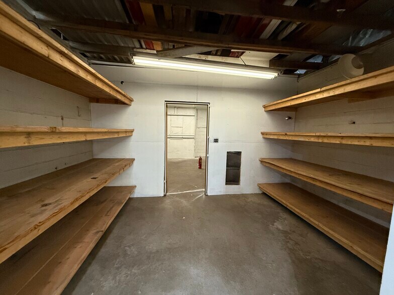 More Photos Of 3145 Dr Andrew J Brown Ave, Indianapolis Service For Lease