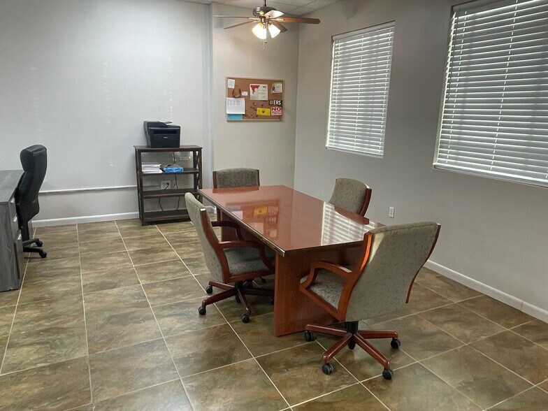 More Photos Of 10600 Griffin Rd, Cooper City Office For Sale