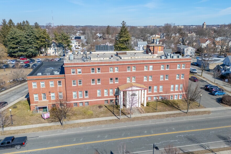 More Photos Of 425 Union St, West Springfield Office For Lease